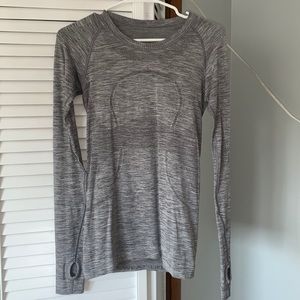 Lululemon long sleeve
